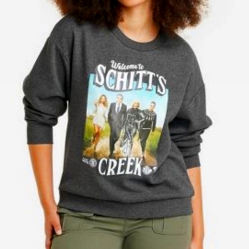 🎯nwt schitts creek sweatshirt